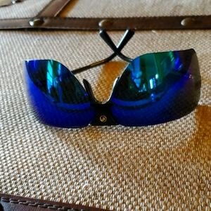 Gargoyles blue mirror finish classic sunglasses